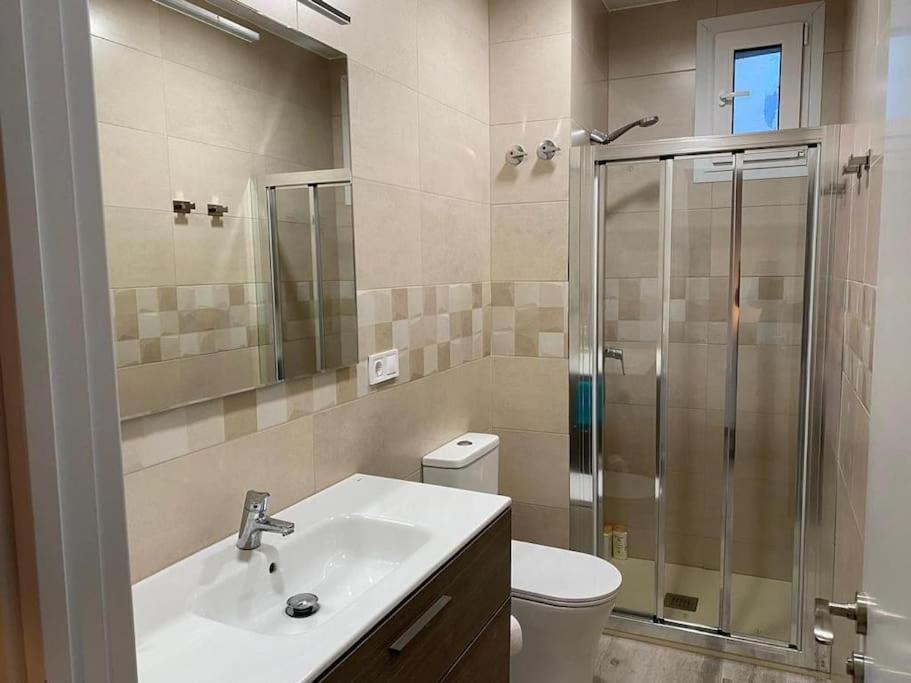 Habitacion Montgros En Casa Cami De Les Aiguees Monistrol De Montserrat מראה חיצוני תמונה
